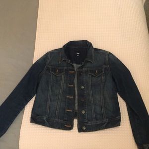 Medium wash gap jean jacket